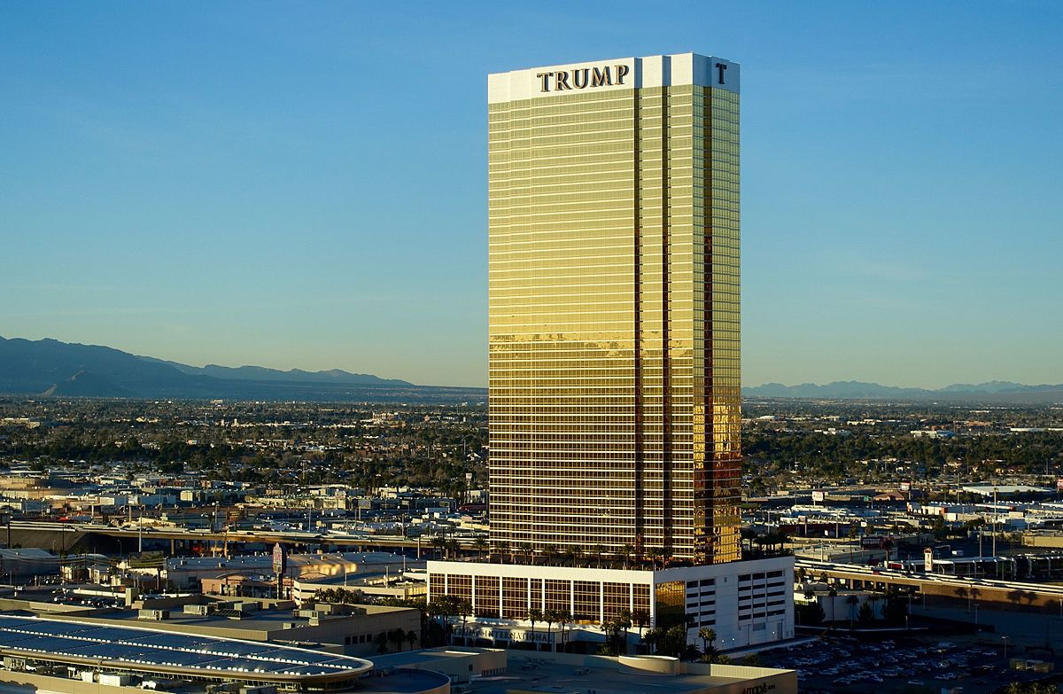 Trump_International_Hotel_Las_Vegas.jpg