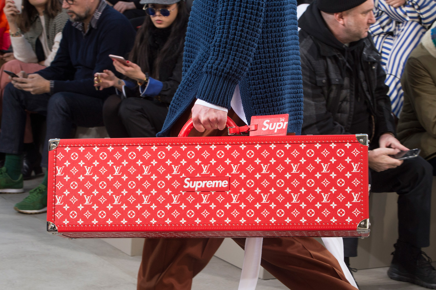 supreme-lv.jpg